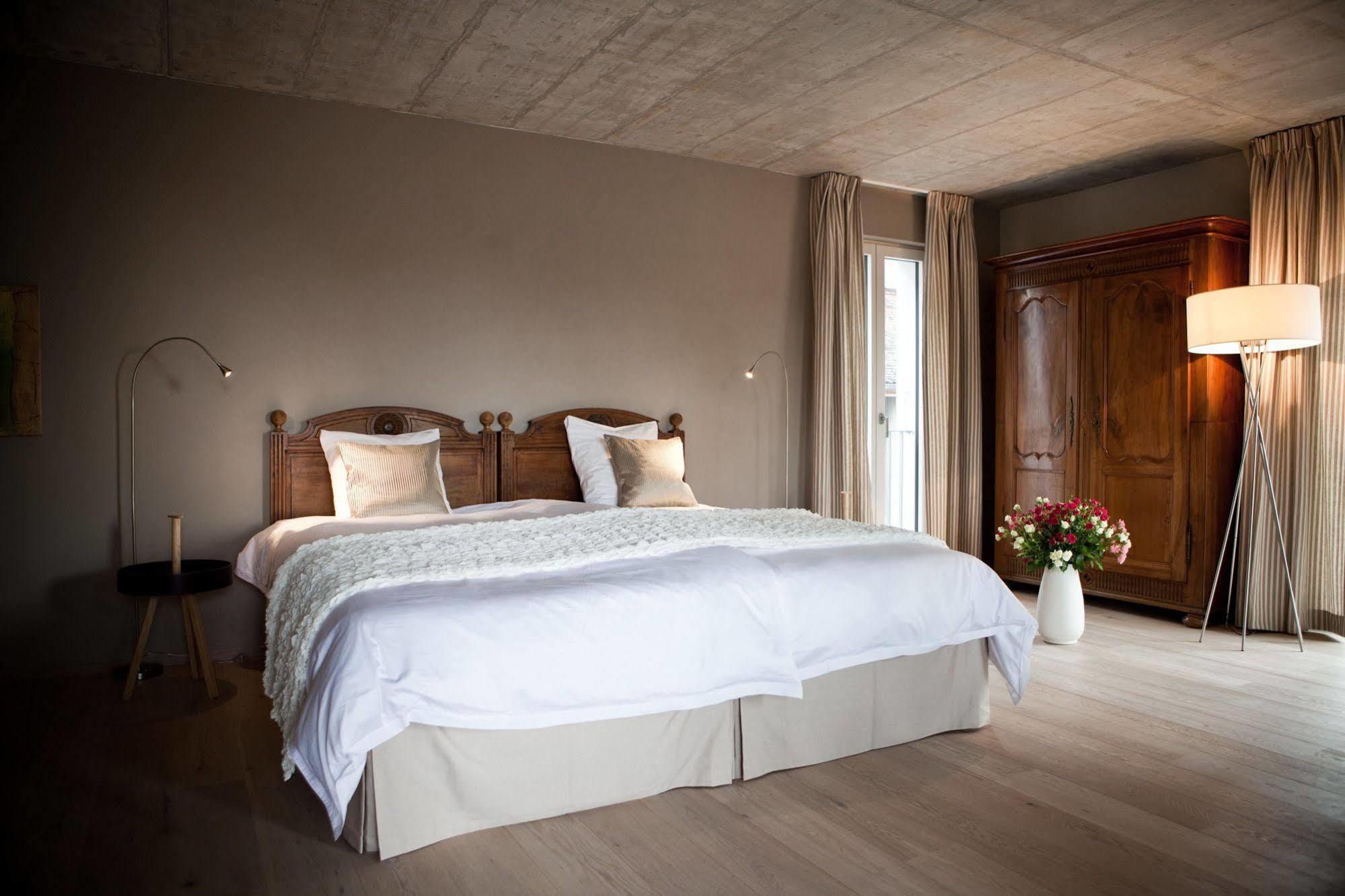 Le Coq Chantant Studios D'Hotes & Boutique Hotel St-Livres Saint-Livres Eksteriør bilde