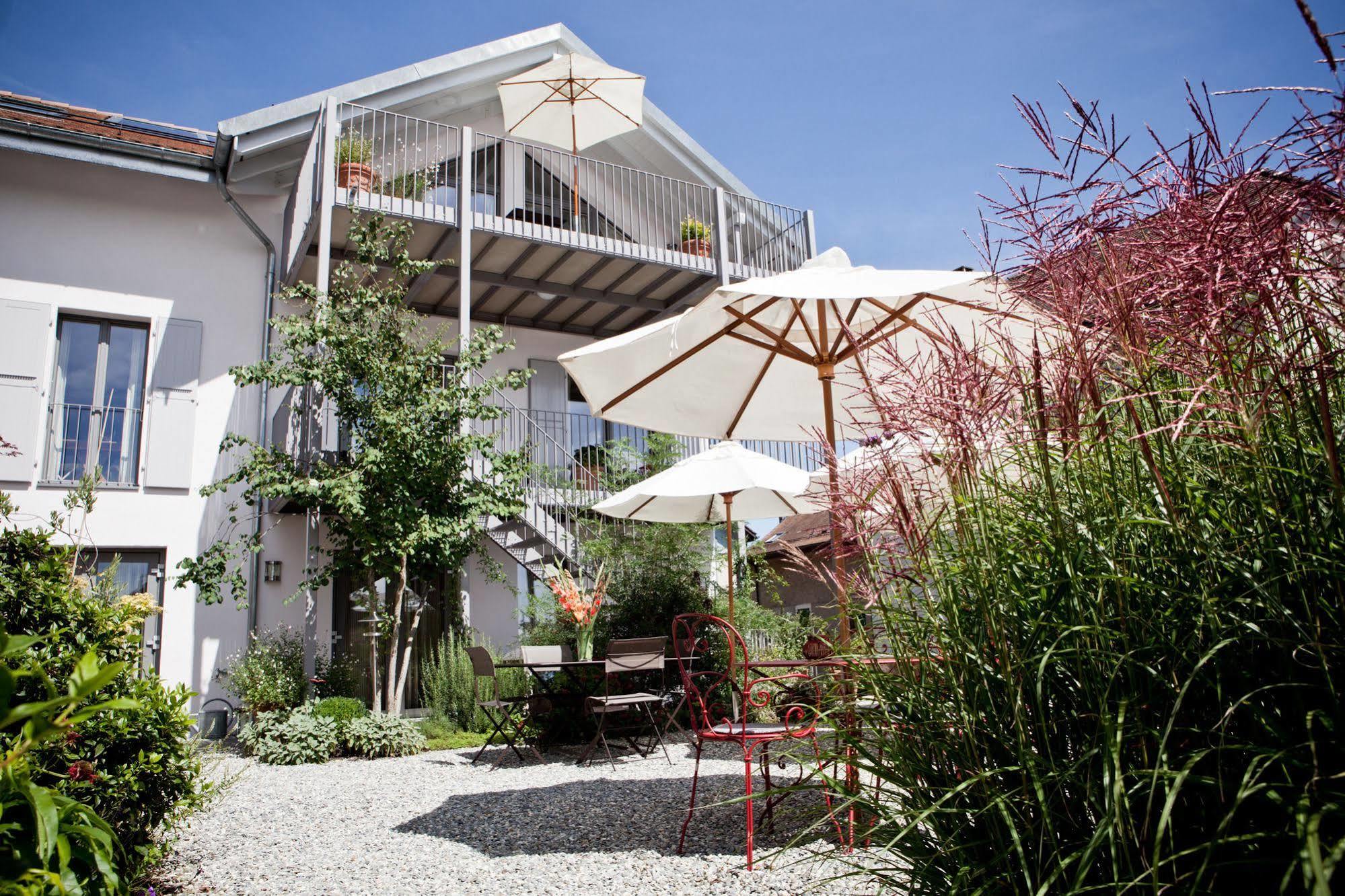 Le Coq Chantant Studios D'Hotes & Boutique Hotel St-Livres Saint-Livres Eksteriør bilde