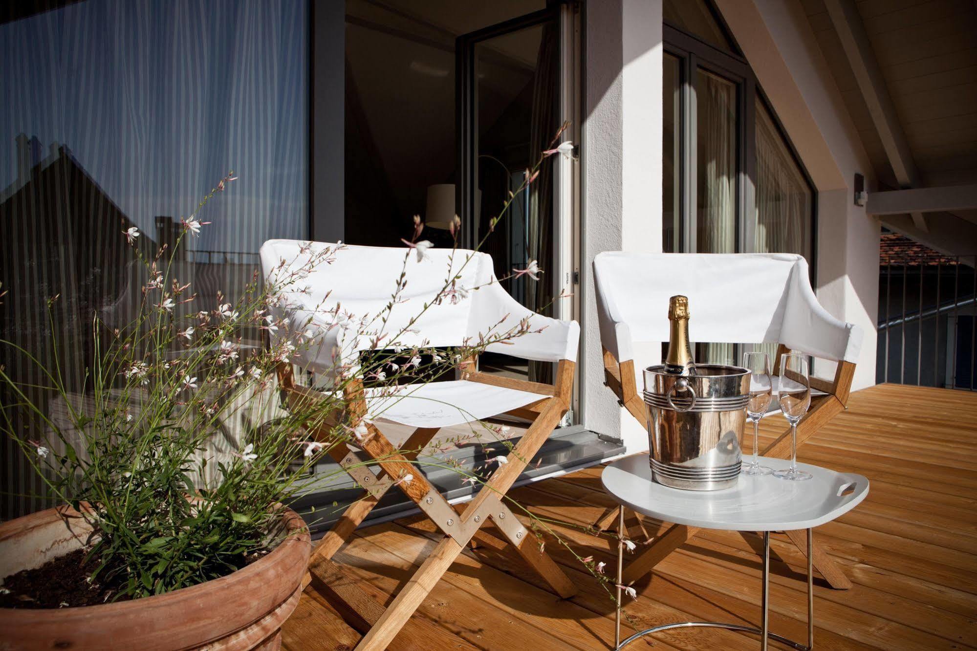 Le Coq Chantant Studios D'Hotes & Boutique Hotel St-Livres Saint-Livres Eksteriør bilde